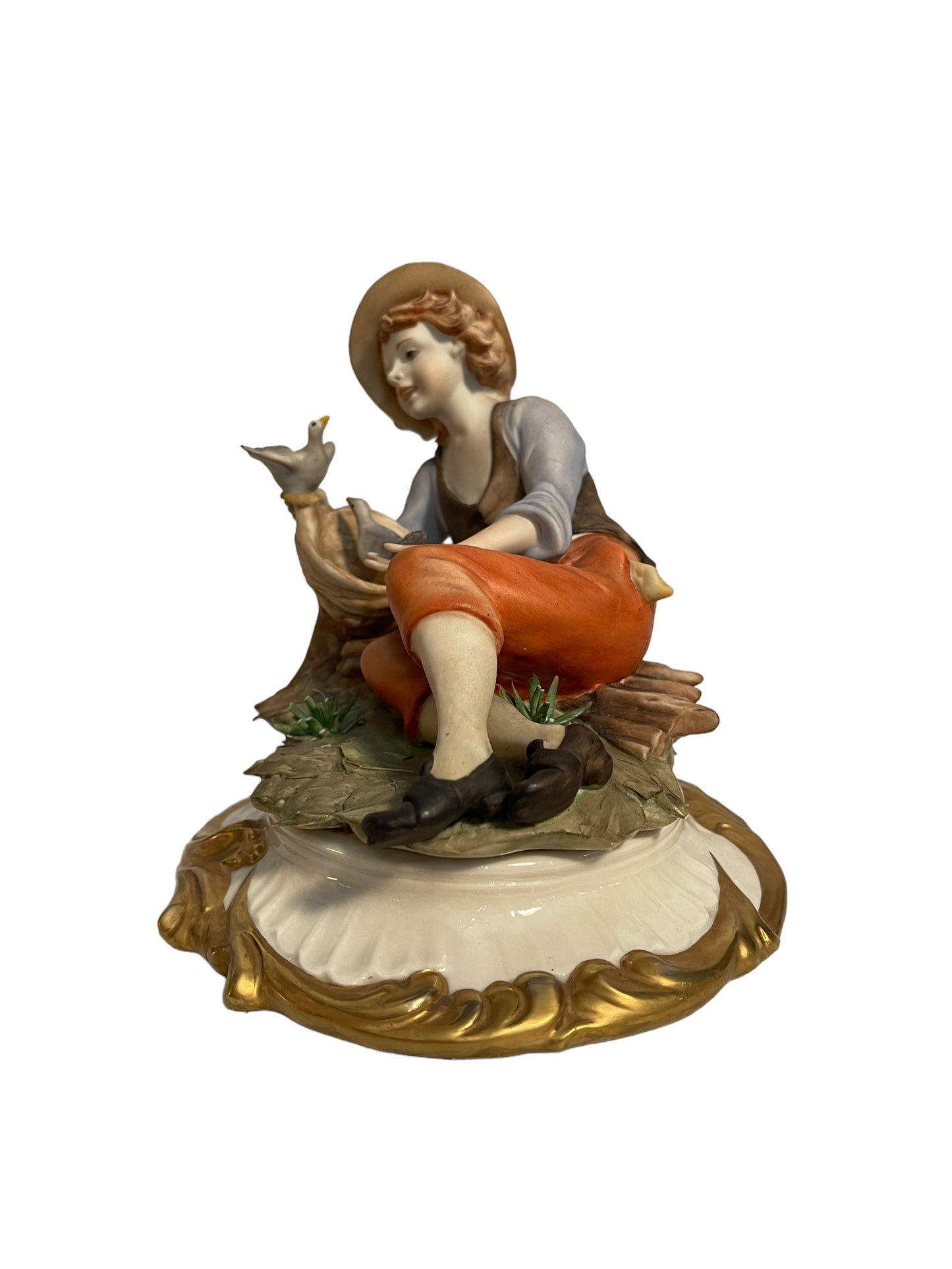 Statuina ceramica Capodimonte, ragazzo con uccelli, XX secolo