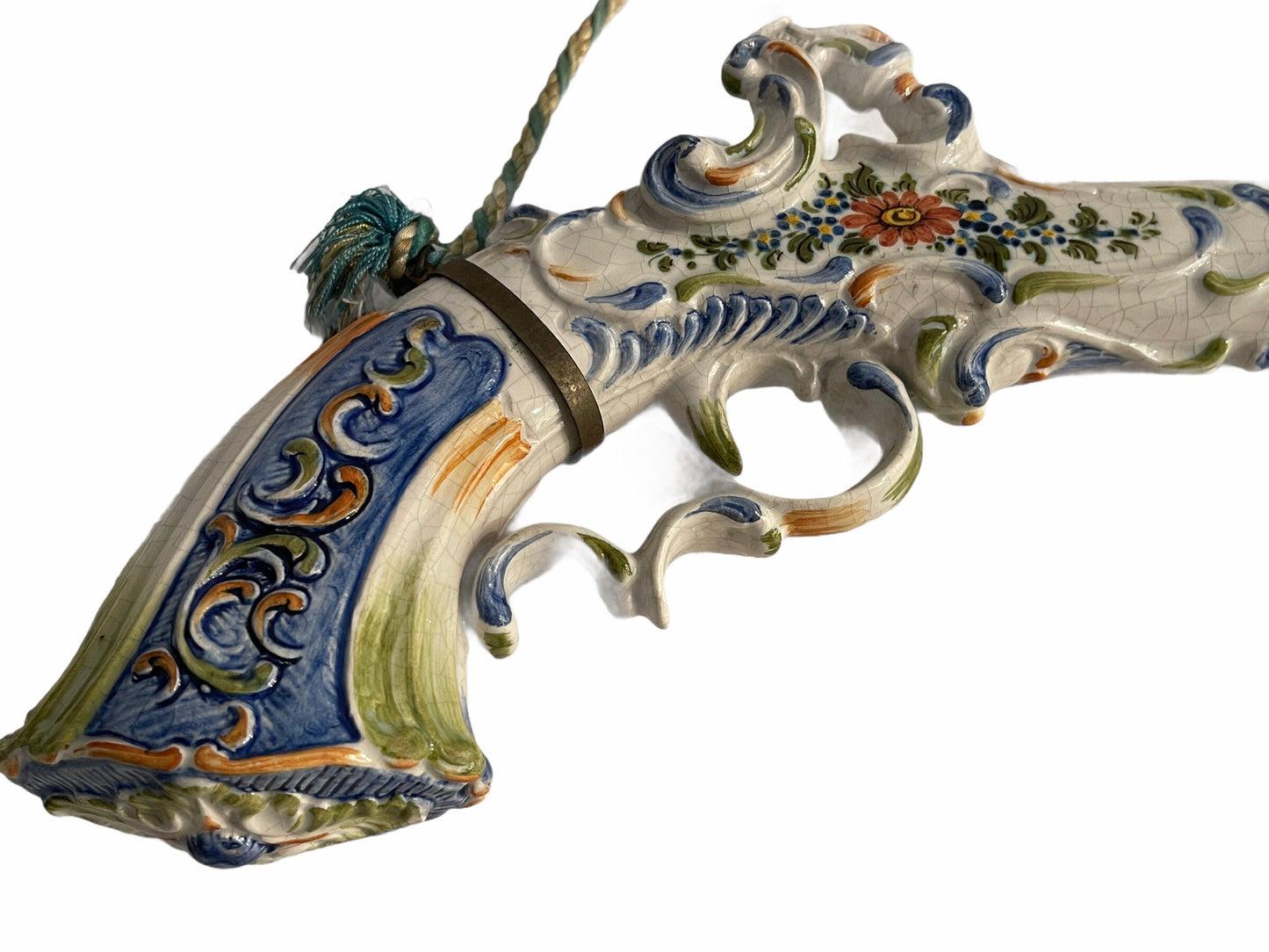 Ceramica artistica, a sembianza di pistola antica, epoca XX secolo