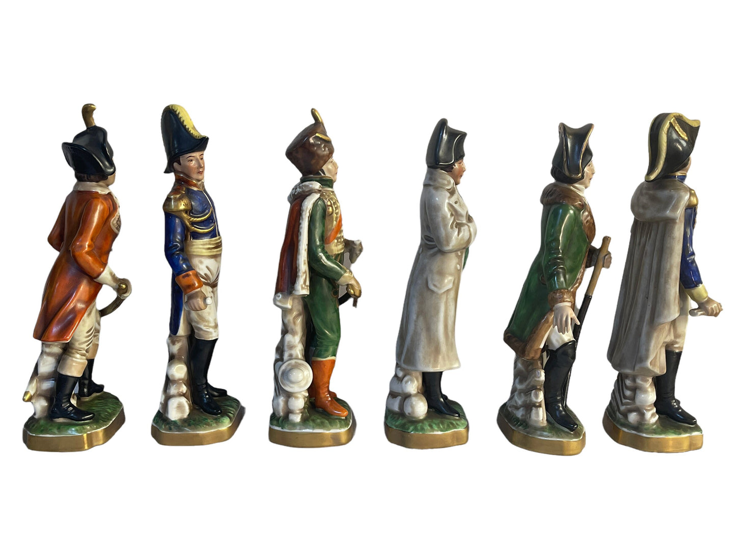 Set di sei figure di ceramica Capodimonte, soldati