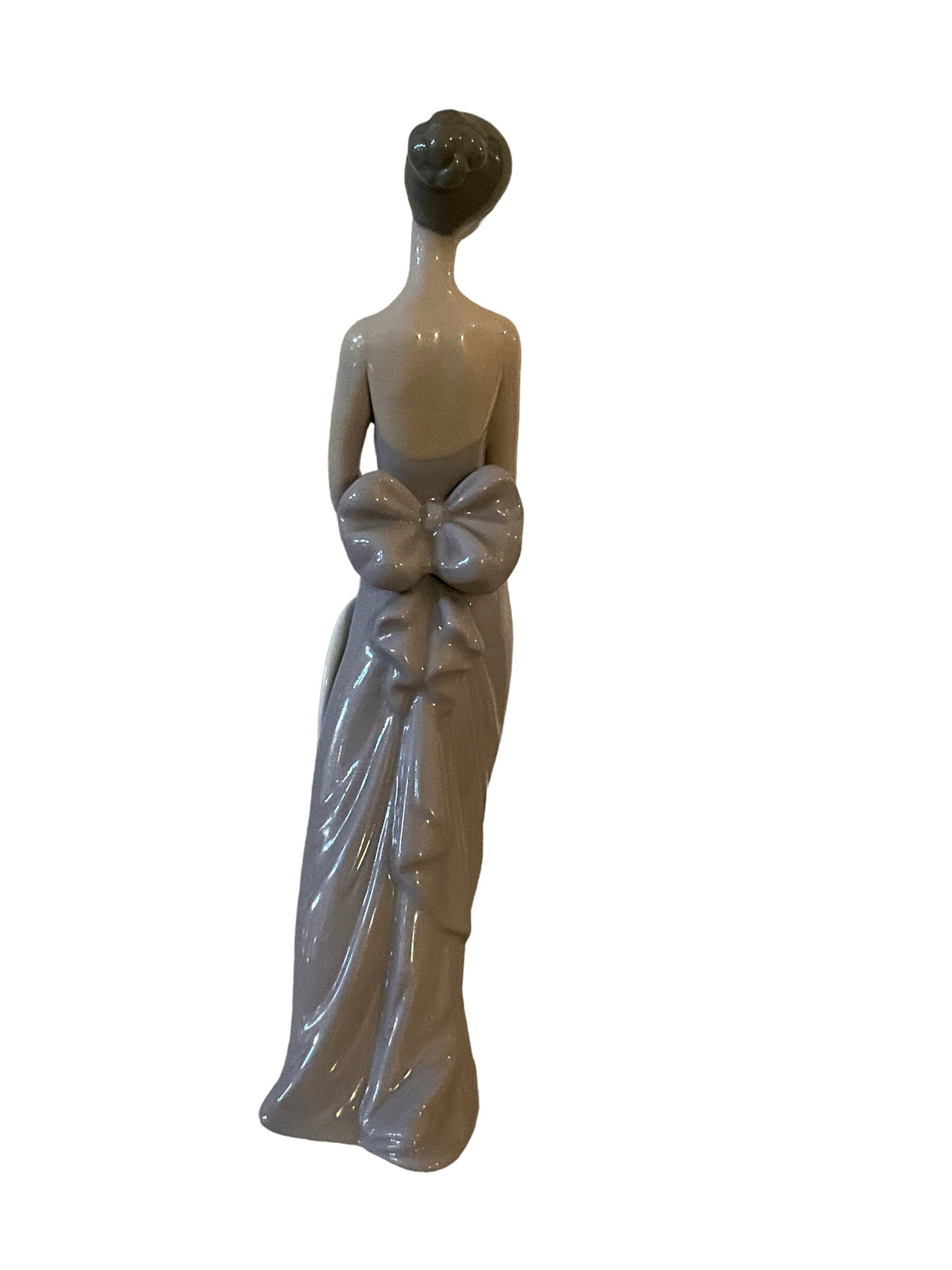 Céramique Lladro, XXe siècle, Dame au chapeau